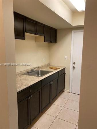 The White House, 13700 NE 6th Ave #101, North Miami, Florida 33161, image 1