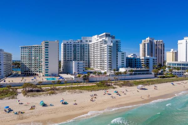 The Carriage House, 5401 Collins Ave #128, Miami Beach, Florida 33140, image 1
