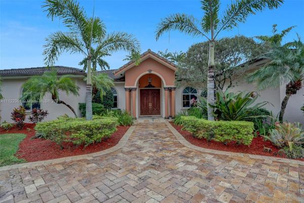 Granada West Estates, 12795 SW 100th Ave, Kendall, Florida 33176, image 2