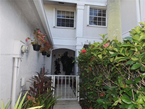 Amaretto, 11868 SW 97th Ter #11868, Kendall, Florida 33186, image 2