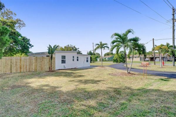 Last Chance Village, 2580 SW 6th Ct, Fort Lauderdale, Florida 33312, image 1