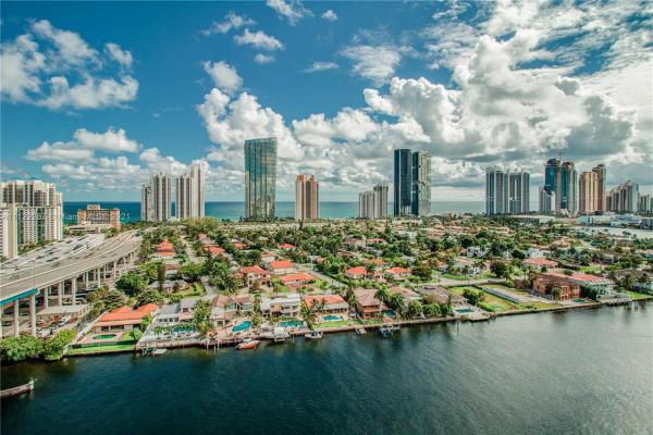 Mystic Pointe Tower 100, 19195 NE 36th Ct #2209-2, Aventura, Florida 33180, image 2