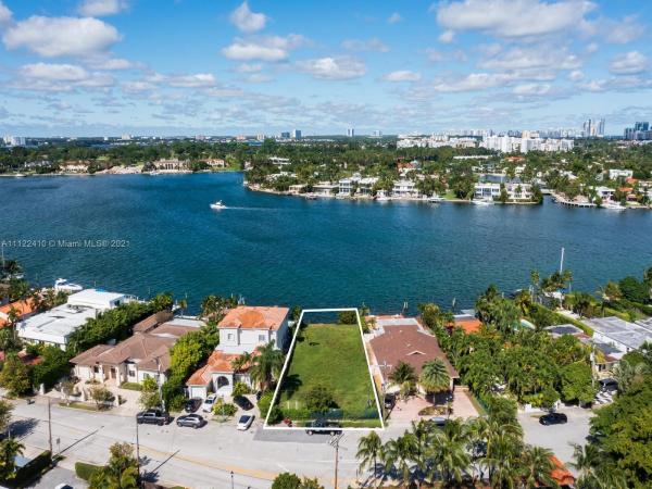Biscayne Beach, 1015 Stillwater Dr, Miami Beach, Florida 33141, image 2