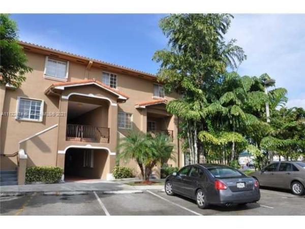 Poinciana Lakes Villas, 17455 NW 75th Pl #101, Country Club, Florida 33015, image 2