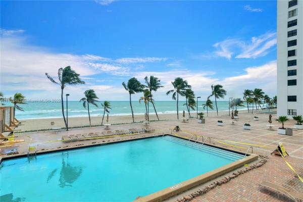 Grenoble At Quadomain, 2101 S Ocean Dr #303, Hollywood, Florida 33019, image 2