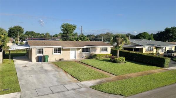 Bell Gardens, 18501 NW 23rd Ave, Miami Gardens, Florida 33056, image 2