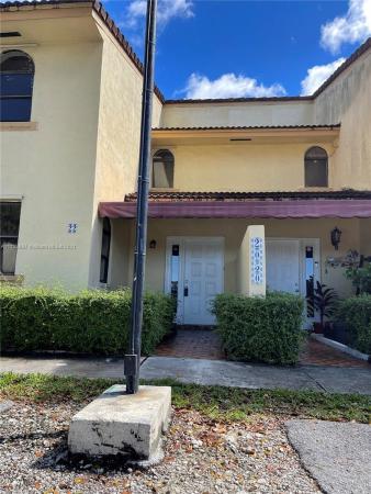 Brisas Del Lago, 2050 SW 122nd Ave #22, Tamiami, Florida 33175, image 2