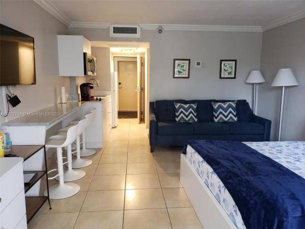 The Aventura Beach Club, 19201 Collins Ave #119, Sunny Isles Beach, Florida 33160, image 2
