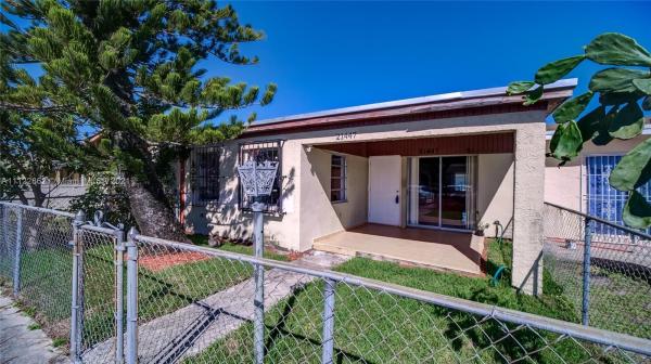 Vista Verde, 21447 NW 39th Ave, Miami Gardens, Florida 33055, image 2