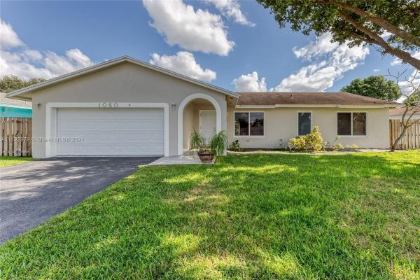 Orange Tree Lakes, 1060 SW 128th Dr, Davie, Florida 33325, image 2