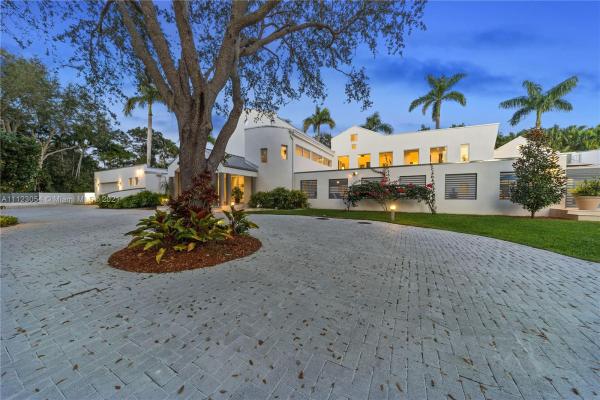 8505 SW 53rd Ave, Unincorporated Dade County, Florida 33143, image 2