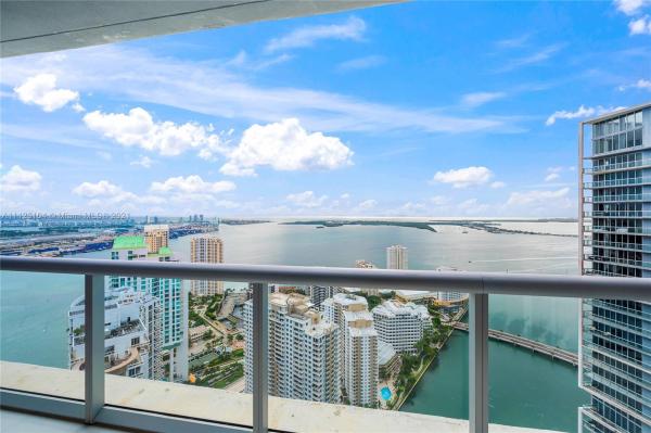Icon Brickell Tower 1, 465 Brickell Ave #5305, Miami, Florida 33131, image 2