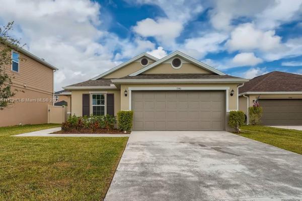 5940 NW Pine Trl, Florida 34983, image 2
