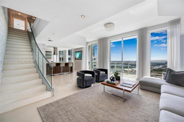 Vizcayne South, 253 NE 2nd St #PH-4907, Miami, Florida 33132, image 2