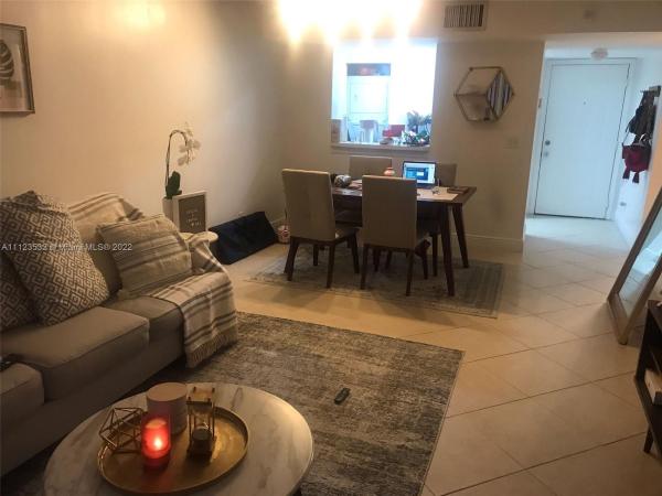 Sheridan East, 1350 SE 3rd Ave #101, Dania Beach, Florida 33004, image 1