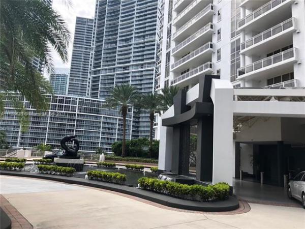 Carbonell, 901 Brickell Key Blvd #2402, Miami, Florida 33131, image 2