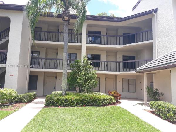 Lakeside Of Banyan Springs, 10143 Mangrove Dr #304, Boynton Beach, Florida 33437, image 1