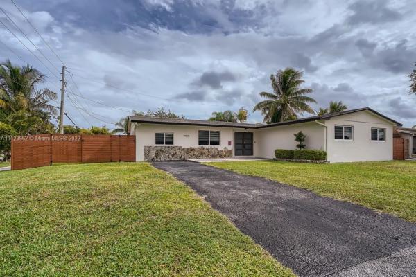 Cutler Ridge Pines, 19805 SW 87th, Cutler Bay, Florida 33157, image 2