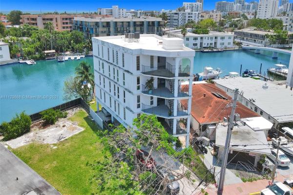 Quad, 8125 Crespi Blvd #2, Miami Beach, Florida 33141, image 2
