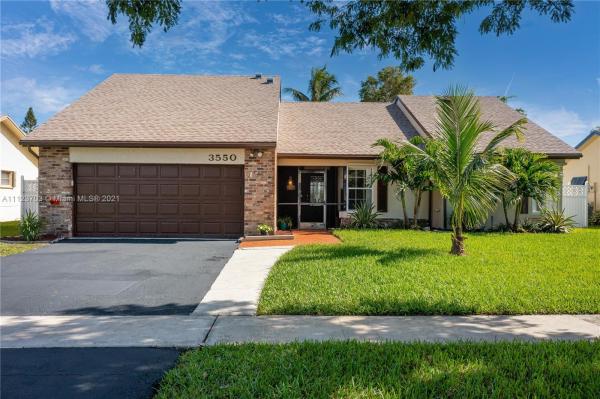 Windward Isle, 3550 NW 117th Ln, Sunrise, Florida 33323, image 2