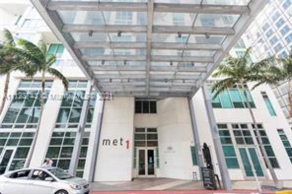 Met 1, 300 S Biscayne Blvd #T-2109, Miami, Florida 33131, image 2