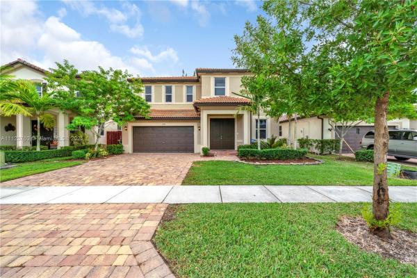 Ventanas At Homestead, 2190 SE 2nd St, Homestead, Florida 33033, image 2