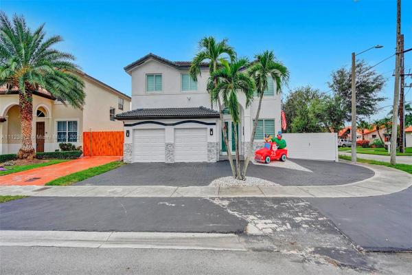 Bird Gardens, 13886 SW 38th Ter, Tamiami, Florida 33175, image 2