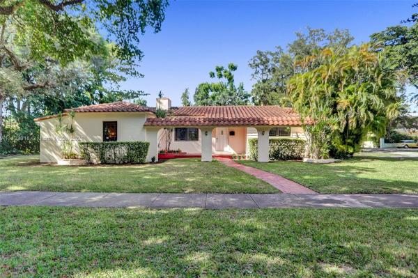 Granada, 1104 Ferdinand St, Coral Gables, Florida 33134, image 2