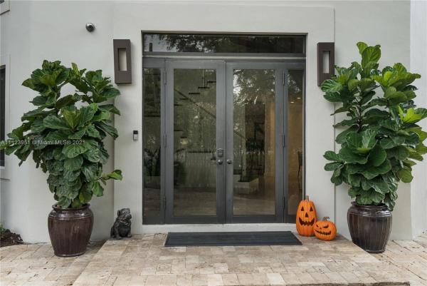 Village Of El Portal, 300 NE 89th St, El Portal, Florida 33138, image 2