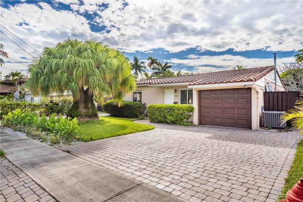 South New River Isles, 1112 Mango Isle, Fort Lauderdale, Florida 33315, image 2