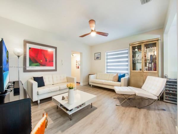 Cinema Park Country Club Estates, 419 Falcon Ave, Miami Springs, Florida 33166, image 1