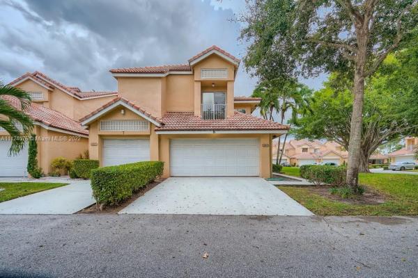 Isles Of Boca, 23060 Aqua Vw #8, Boca Raton, Florida 33433, image 2