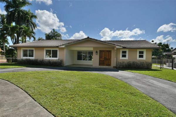 Westbrooke, 10410 SW 19th St, University Park, Florida 33165, image 2