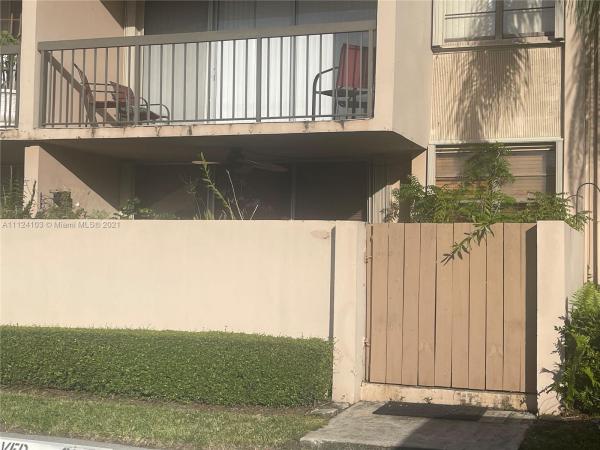 Gardens Of Kendall, 10525 SW 112th Ave #115, Kendall, Florida 33176, image 2