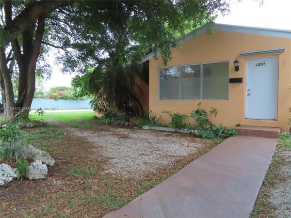 Ponce De Leon, 1291 NW 1st Ave, Homestead, Florida 33030, image 2