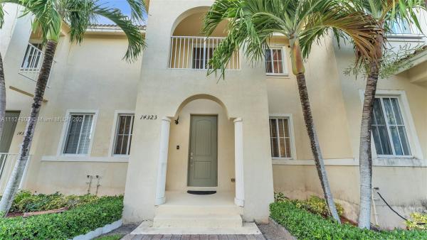 Mandarin Lakes, 14323 SW 274th Way #14323, Naranja, Florida 33032, image 2