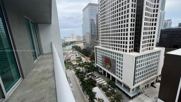 500 Brickell West, 55 SE 6th St #2004, Miami, Florida 33131, image 2