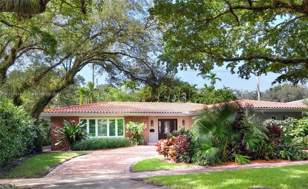 Granada, 1414 Ferdinand St, Coral Gables, Florida 33134, image 2