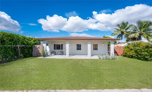 Central Heights, 9271 SW 38th St, Westchester, Florida 33165, image 2