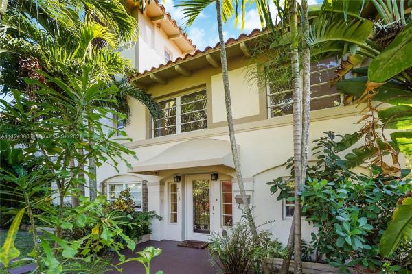 Fairgreen, 510 W 30th St, Miami Beach, Florida 33140, image 2