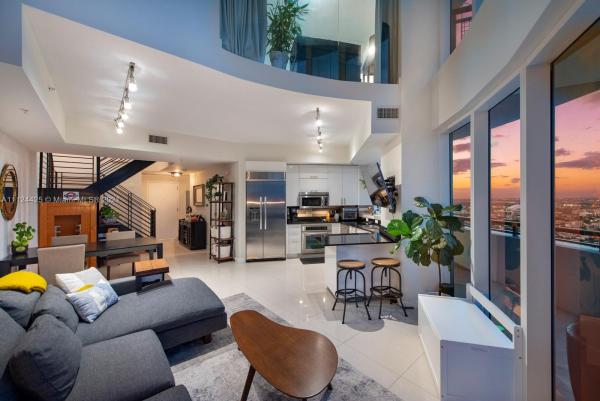 Infinity At Brickell, 60 SW 13th St #5218, Miami, Florida 33130, image 2