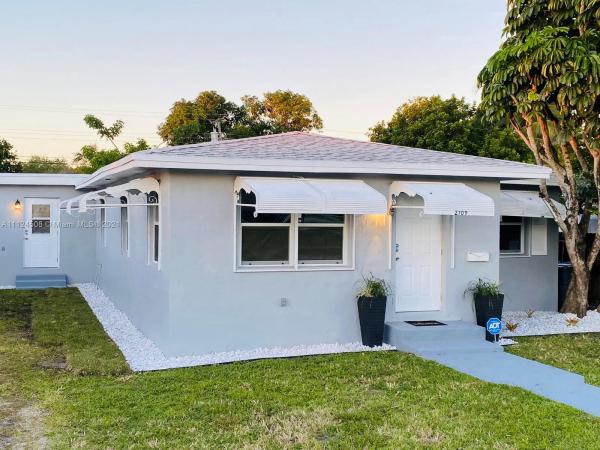 South Hollywood, 2709 Dewey St, Hollywood, Florida 33020, image 2