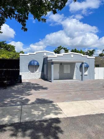 Holleman Manor, 2035 NW 34th St, Miami, Florida 33142, image 2