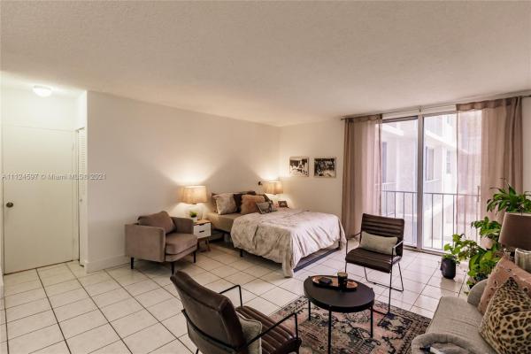 South Bay Club, 800 West Ave #405, Miami Beach, Florida 33139, image 2