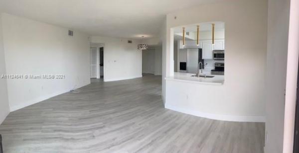 Keystone Park, 4242 NW 2nd St #1102, Miami, Florida 33126, image 2