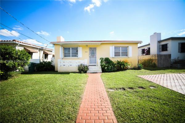 Grapeland Center, 821 NW 28th Ave, Miami, Florida 33125, image 2