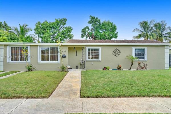Miami Modern Manors, 621 NW 183rd Ter, Miami Gardens, Florida 33169, image 2