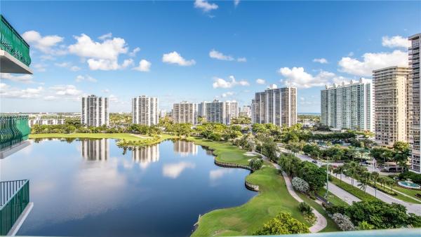 Turnberry Village North Tower, 20000 E Country Club Dr #PH-12, Aventura, Florida 33180, image 2