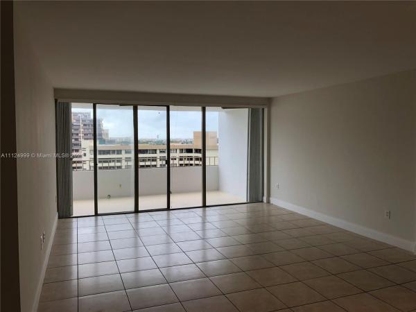 Commodore Club West, 155 Ocean Lane Dr #1013, Key Biscayne, Florida 33149, image 2