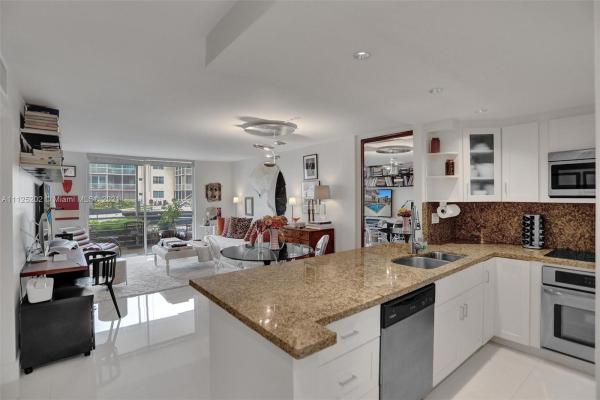 Eden Isles, 3750 NE 170 St #101, North Miami Beach, Florida 33160, image 2